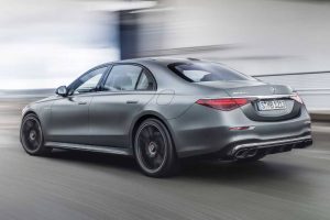 2023-mercedes-amg-s-63-e-performance (19)