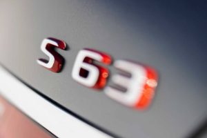 2023-mercedes-amg-s-63-e-performance (25)