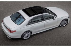 2023-mercedes-amg-s-63-e-performance (8)