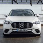 2023-mercedes-amg-s-63-e-performance (9)