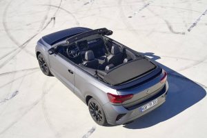 2023-volkswagen-t-roc-cabriolet-edition-grey-has-s (2)