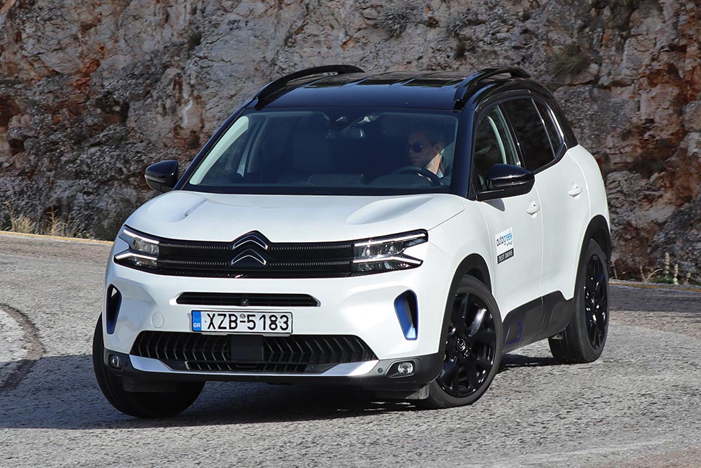 https://autogreeknews.gr/wp-content/uploads/2022/12/Citroen-C5-Aircross-1.2-PureTech-130-2022-2.jpg
