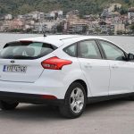 Ford-Focus-1.5-TDCi-2015-rear