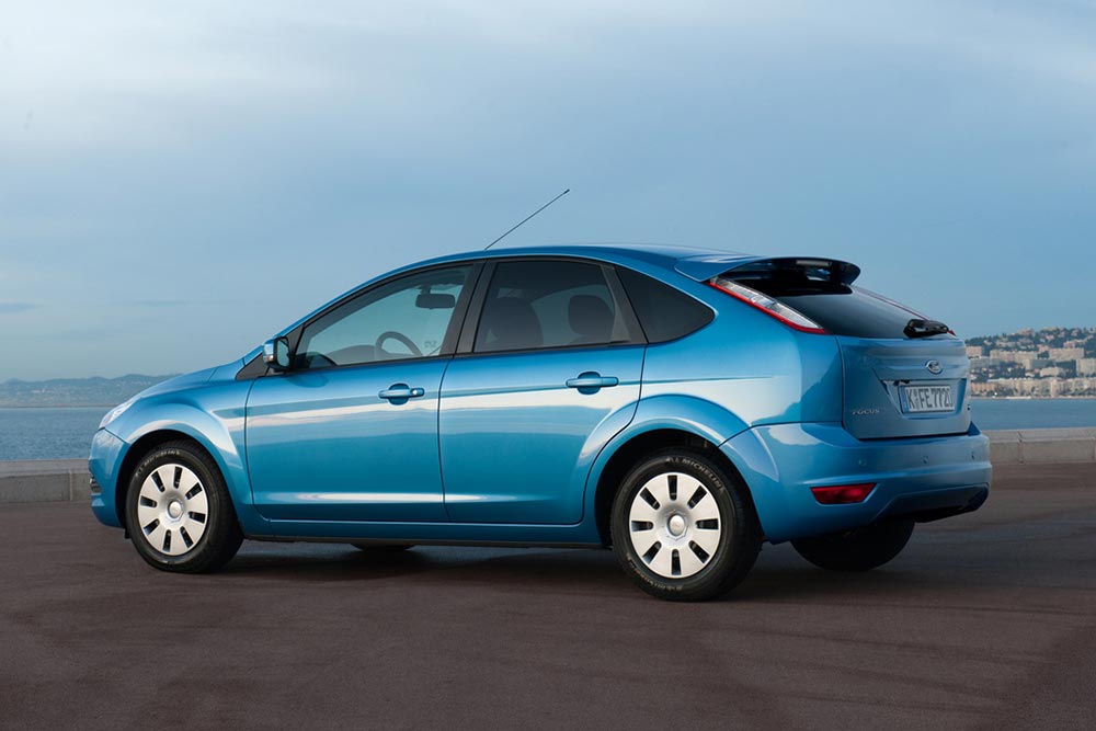 https://autogreeknews.gr/wp-content/uploads/2022/12/Ford-Focus-II-5.jpg