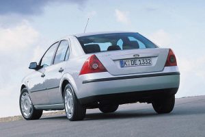 Ford-Mondeo-Mk2-(3)