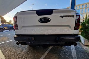 Ford-Ranger-Raptor-CarCenter-(10)