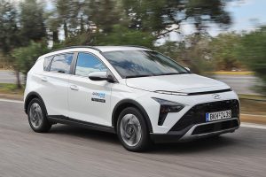 Hyundai-Bayon-1.2-kinisi