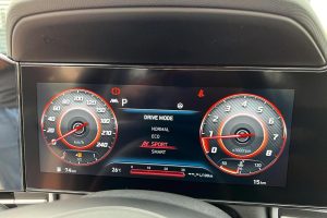 Hyundai-Elantra-2022-(5)