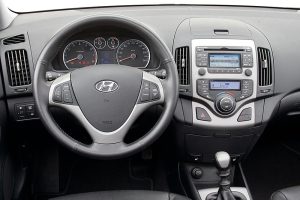 Hyundai-i30-2008-(6)
