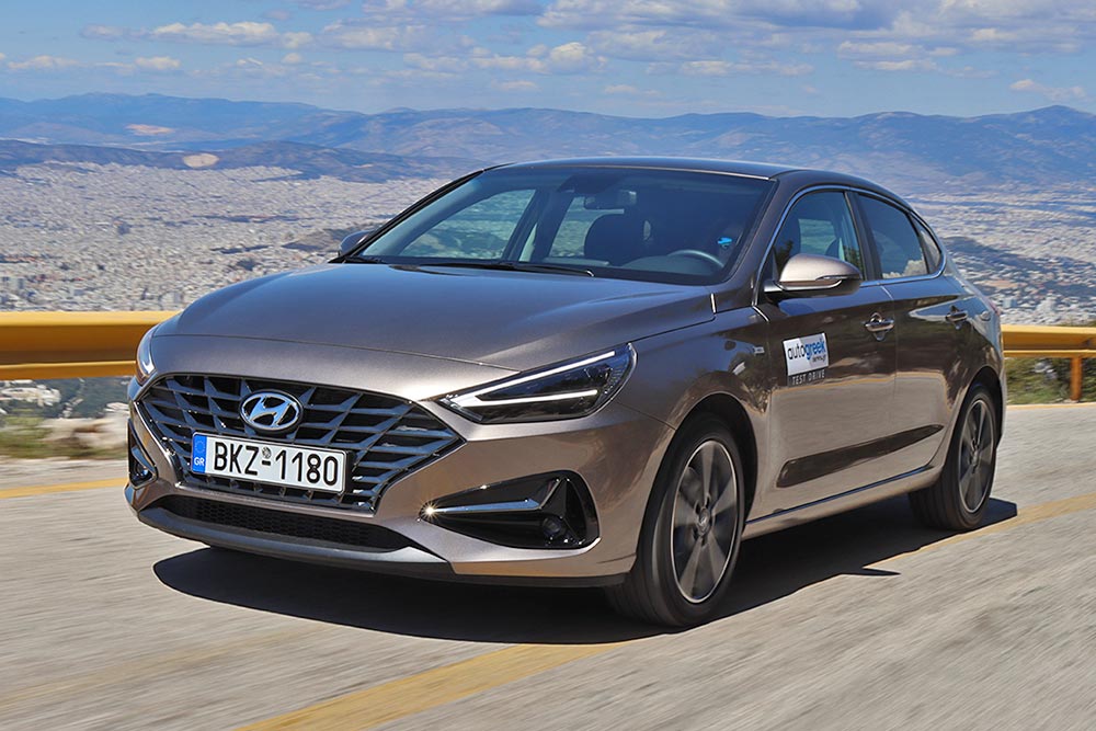 Hyundai i30 Fastback σε συγκλονιστική τιμή