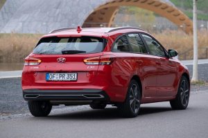 Hyundai_i30_Tourer-(2)
