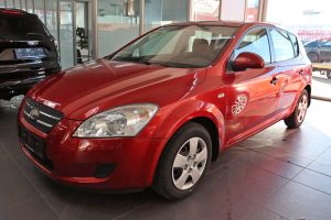 Kia-Ceed-2011-(1)