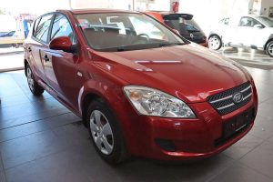 Kia-Ceed-2011-(7)