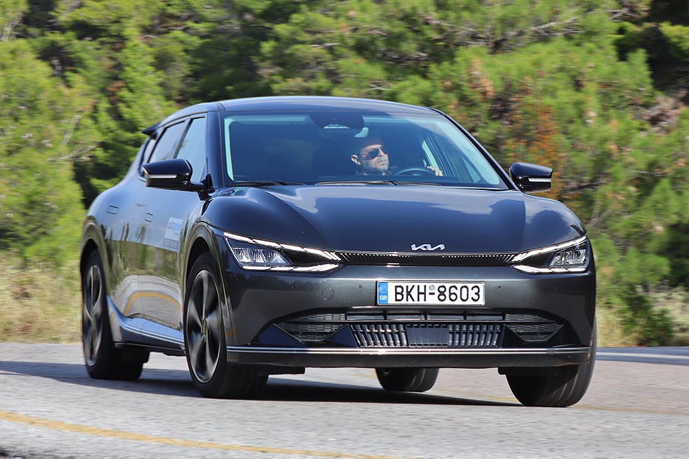 https://autogreeknews.gr/wp-content/uploads/2022/12/Kia-EV6-229-HP-20.jpg