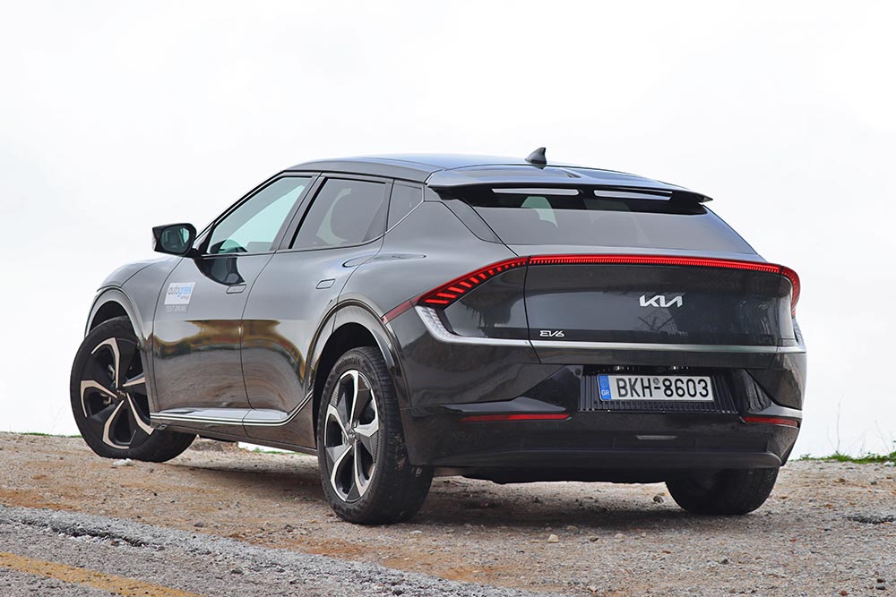 https://autogreeknews.gr/wp-content/uploads/2022/12/Kia-EV6-229-HP-21.jpg
