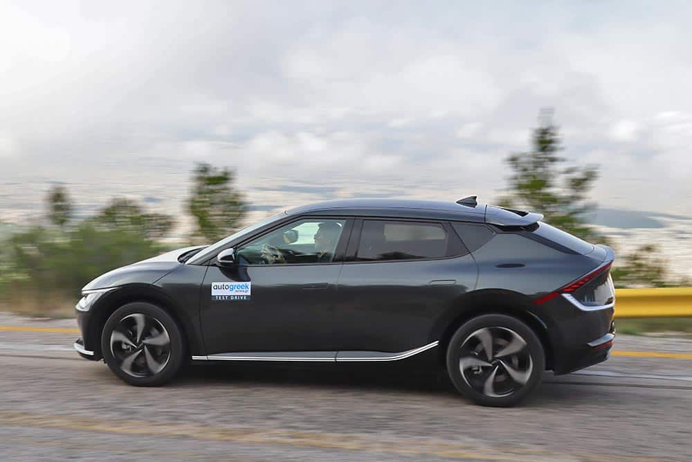 https://autogreeknews.gr/wp-content/uploads/2022/12/Kia-EV6-229-HP-28.jpg