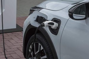 Kia-XCeed-PHEV-2022-(2)