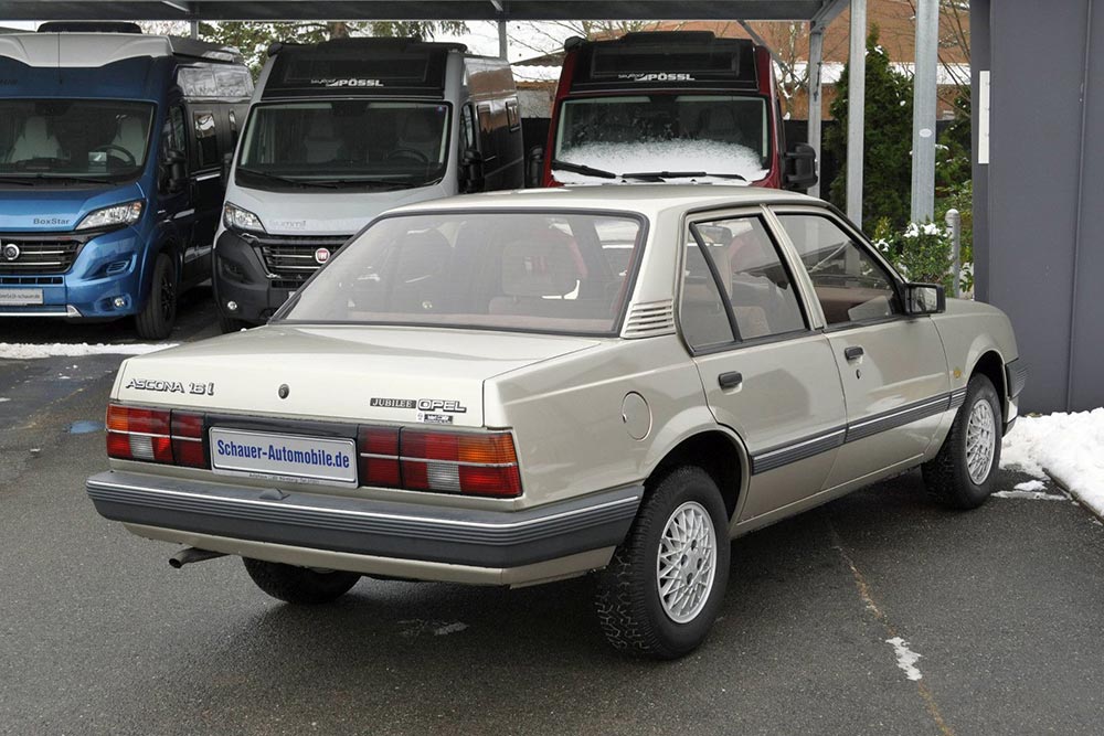 https://autogreeknews.gr/wp-content/uploads/2022/12/Opel-Ascona-1987-8.jpg