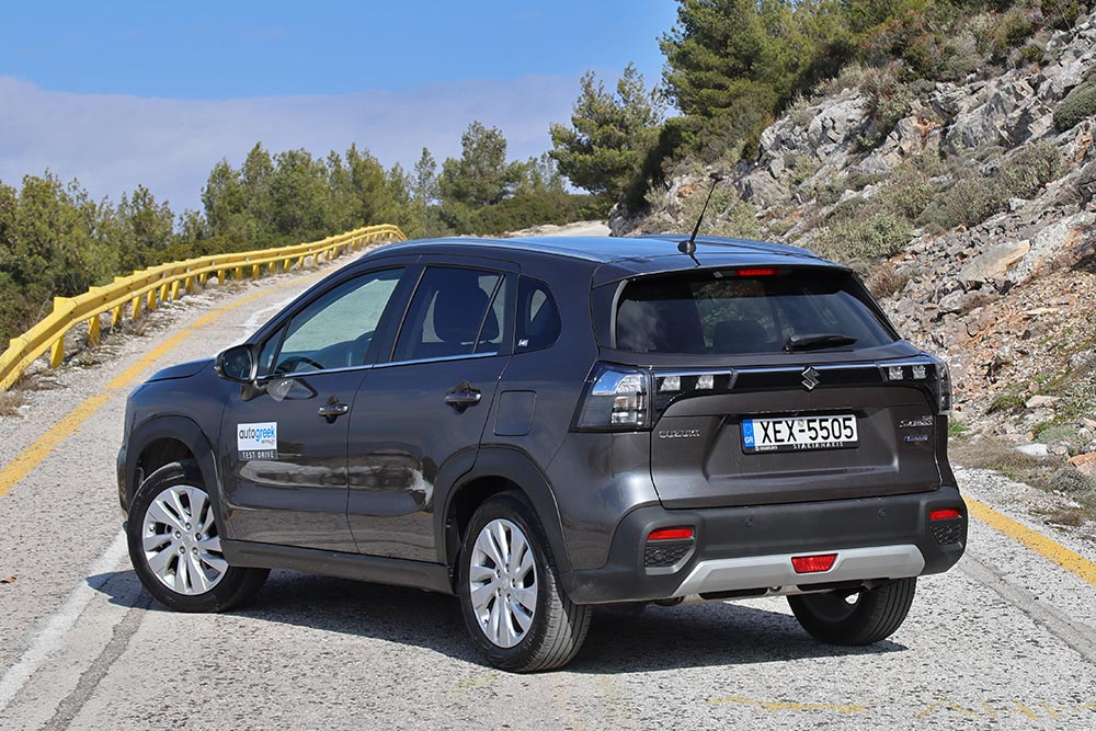 https://autogreeknews.gr/wp-content/uploads/2022/12/Suzuki-suv-s-cross-rear.jpg
