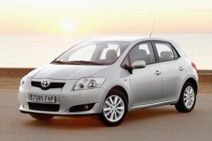 Toyota-Auris-2007-(1)