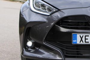 Toyota-Yaris-front-1