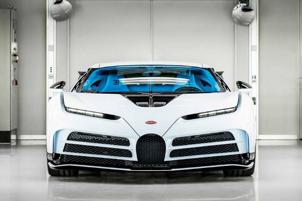 https://autogreeknews.gr/wp-content/uploads/2022/12/bugatti-centodieci-2022-zehntes-und-letztes-exempl-2.jpg