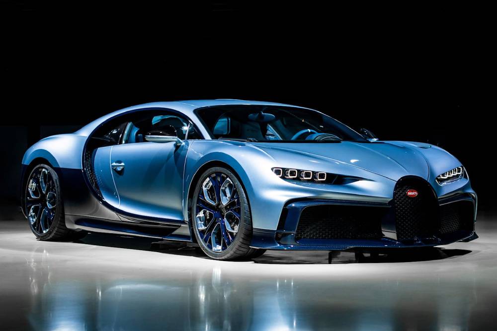 https://autogreeknews.gr/wp-content/uploads/2022/12/bugatti-chiron-profilee-11.jpg