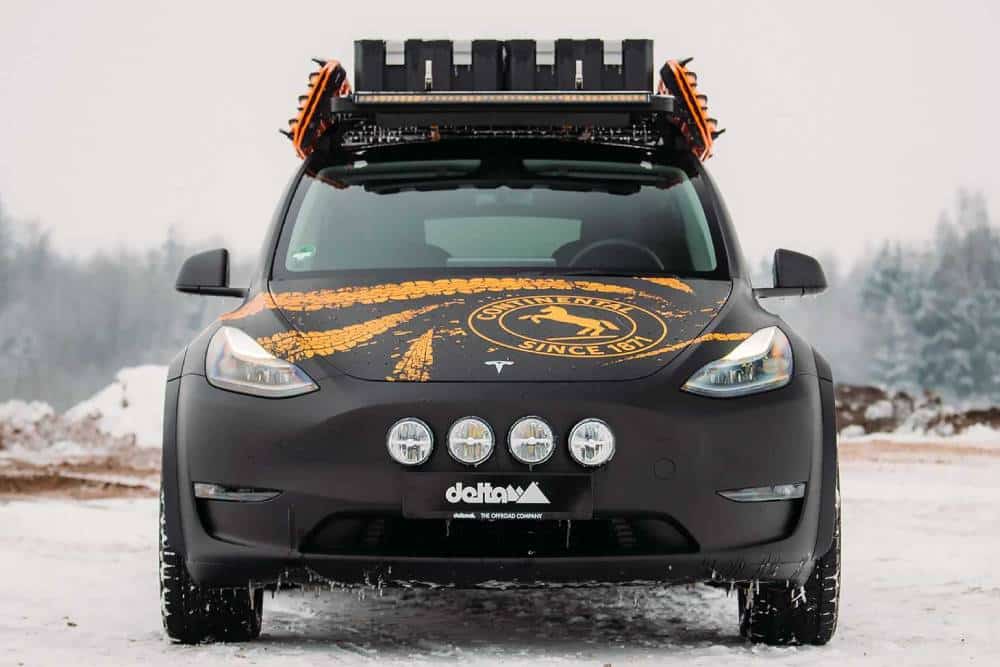https://autogreeknews.gr/wp-content/uploads/2022/12/delta4x4-tesla-model-y-im-offroad-trim-4.jpg