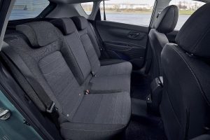 hyundai-all-new-bayon-interior-04