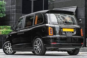 london-taxi-tx5-farelady-by-kahn-design (2)