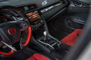 max-verstappen-s-civic-type-r-gt-back-on-the-marke (12)