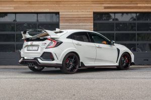 max-verstappen-s-civic-type-r-gt-back-on-the-marke (2)