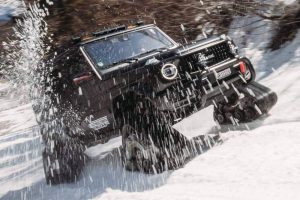 mercedes-g500-on-caterpillar-tracks-by-delta-4×4 (1)