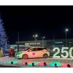 nissan-leaf-powers-christmas-tree-lights (1)