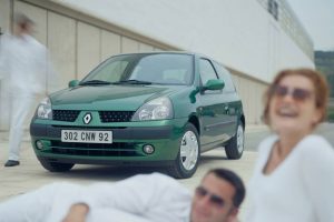 renault_clio_3-door_413