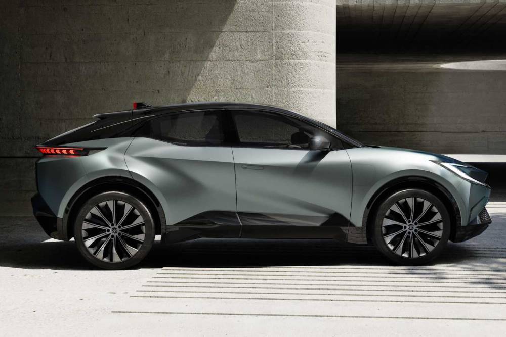 https://autogreeknews.gr/wp-content/uploads/2022/12/toyota-bz-compact-suv-concept-3.jpg