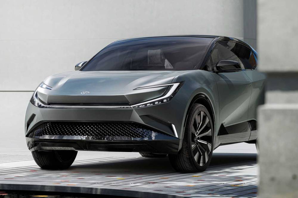 https://autogreeknews.gr/wp-content/uploads/2022/12/toyota-bz-compact-suv-concept.jpg