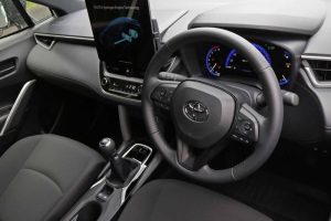toyota-corolla-cross-hydrogen-2022 (5)