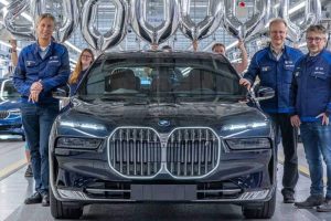two-millionth-bmw-7-series-produced-in-dingolfing