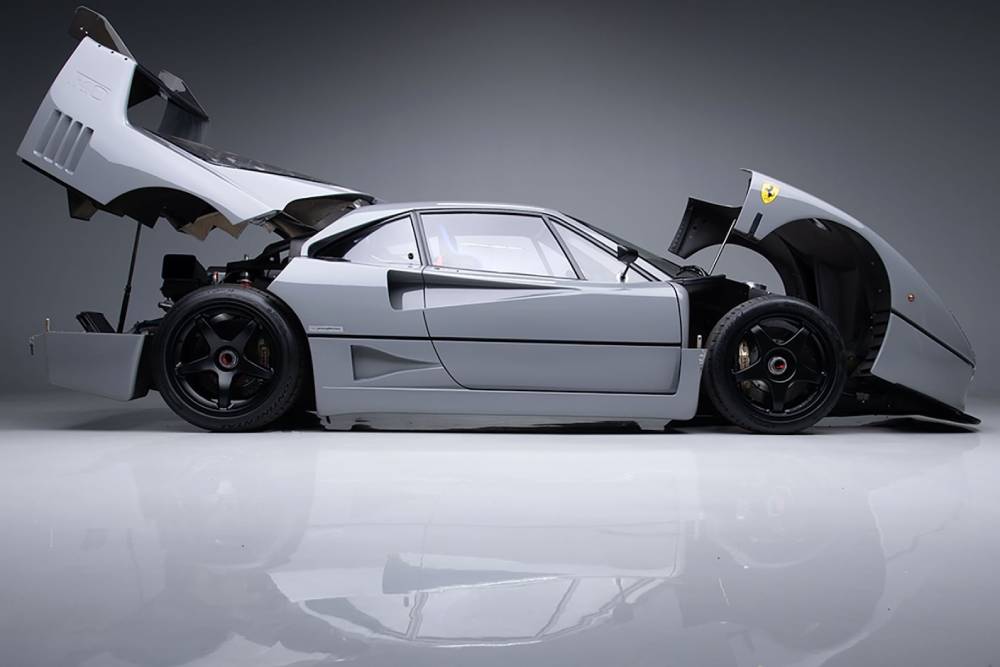 https://autogreeknews.gr/wp-content/uploads/2023/01/1000hp-ferrari-f40-sells-for-2-millions-2.jpg