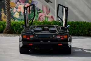 1990-Lamborghini-Countach-25th-Anniversary-Edition (10)