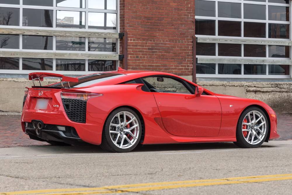 https://autogreeknews.gr/wp-content/uploads/2023/01/2012-Lexus-LFA-19.jpg