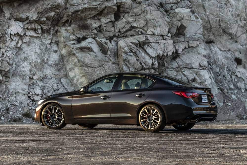 https://autogreeknews.gr/wp-content/uploads/2023/01/2023-Infiniti-Q50-Red-Sport-Black-Opal-Metallic-1.jpg