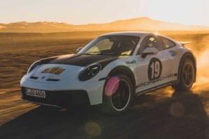 2023-porsche-911-dakar-rallye-1971