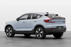 2023-volvo-c40-recharge (1)