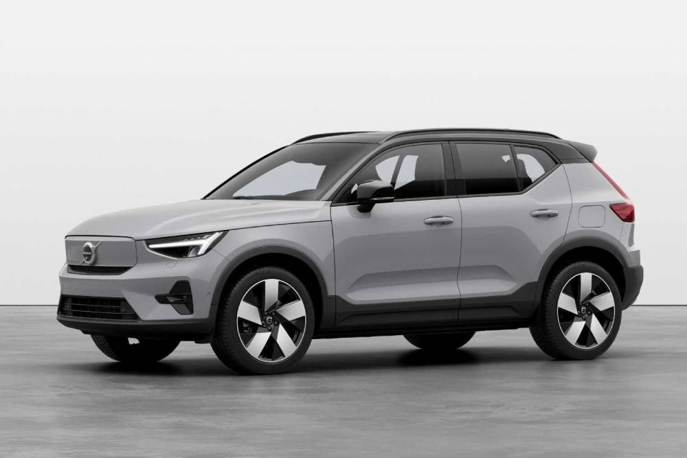 https://autogreeknews.gr/wp-content/uploads/2023/01/2023-volvo-xc40-recharge.jpg