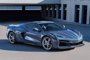 2024-Corvette-E-Ray-hybrid-00017