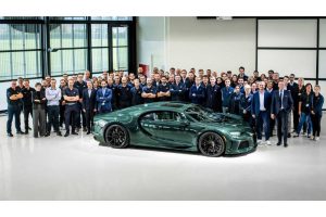 400th-bugatti-chiron