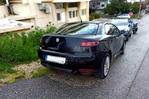 Alfa Romeo GT aggelia (1)