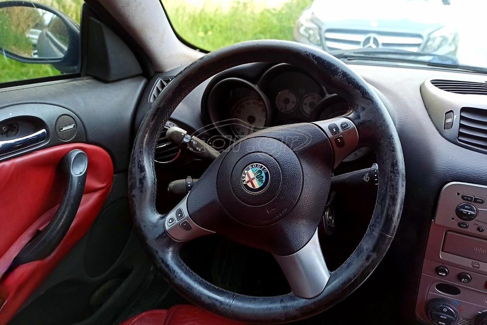 https://autogreeknews.gr/wp-content/uploads/2023/01/Alfa-Romeo-GT-aggelia-3.jpg